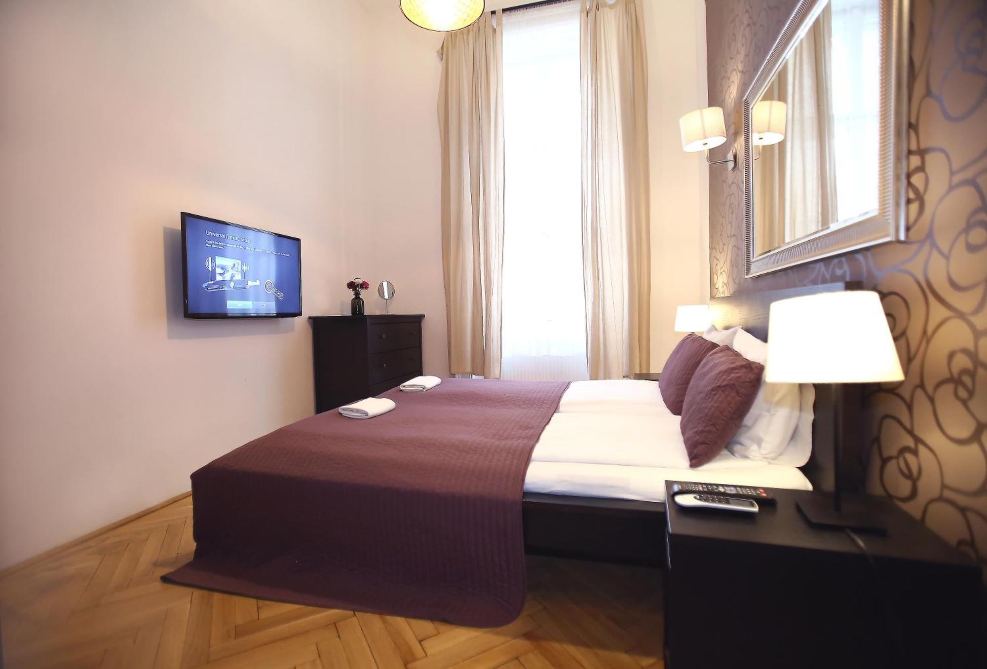Dohany Street I - 3BR / Sleeps 6  Boedapest Buitenkant foto